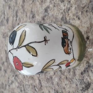 Lone decorative pepper shaker